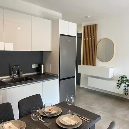 Helios Lemonaki * Ágios Nikólaos