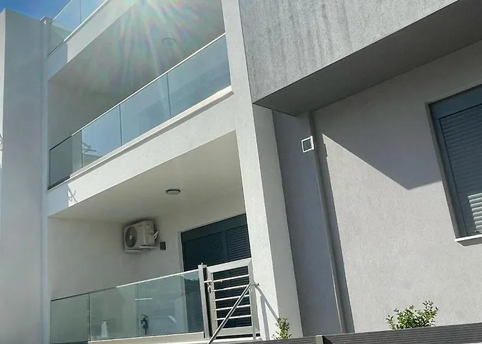 Helios Lemonaki Άγιος Νικόλαος